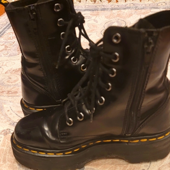 JADON BOOT SMOOTH LEATHER PLATFORMS size Women's 5/ Men's 4 - Picture 2 of 9